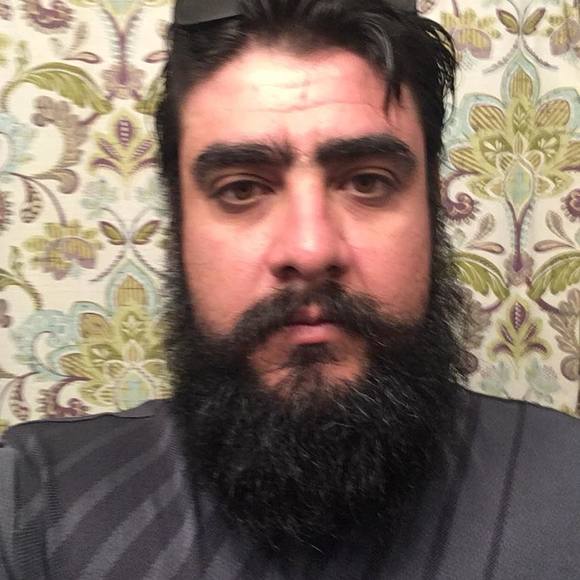 Meet your Posher, Jorge - Picture 1 of 1